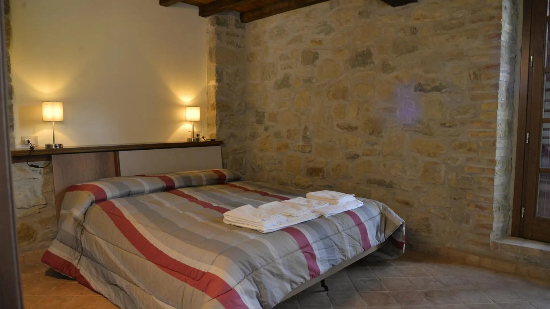 Agriturismo Campo Del Pillo Pietradura Italië